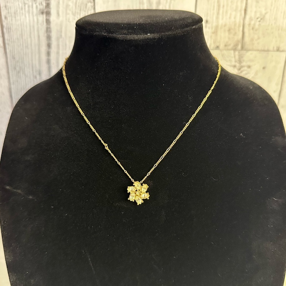 NINA RICCI gold plated flower necklace #2